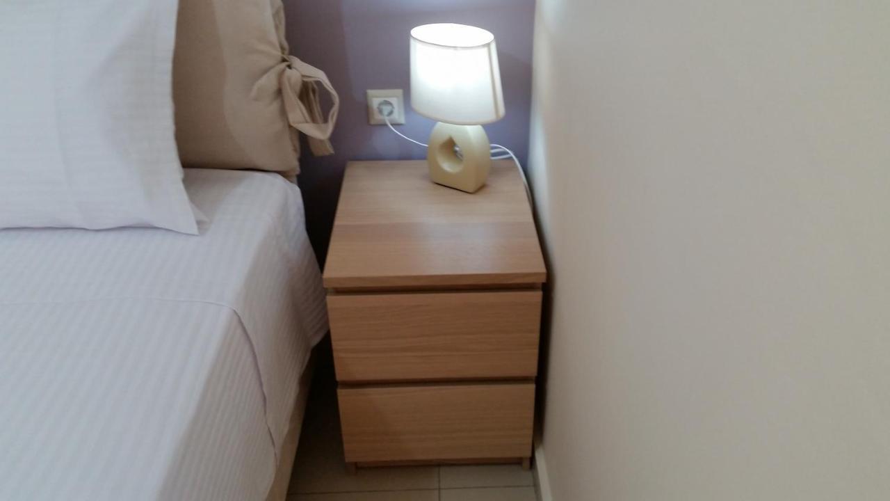 Amazing Sea View Apartment (Adults Only) Hriszí Aktí Haniá Kültér fotó